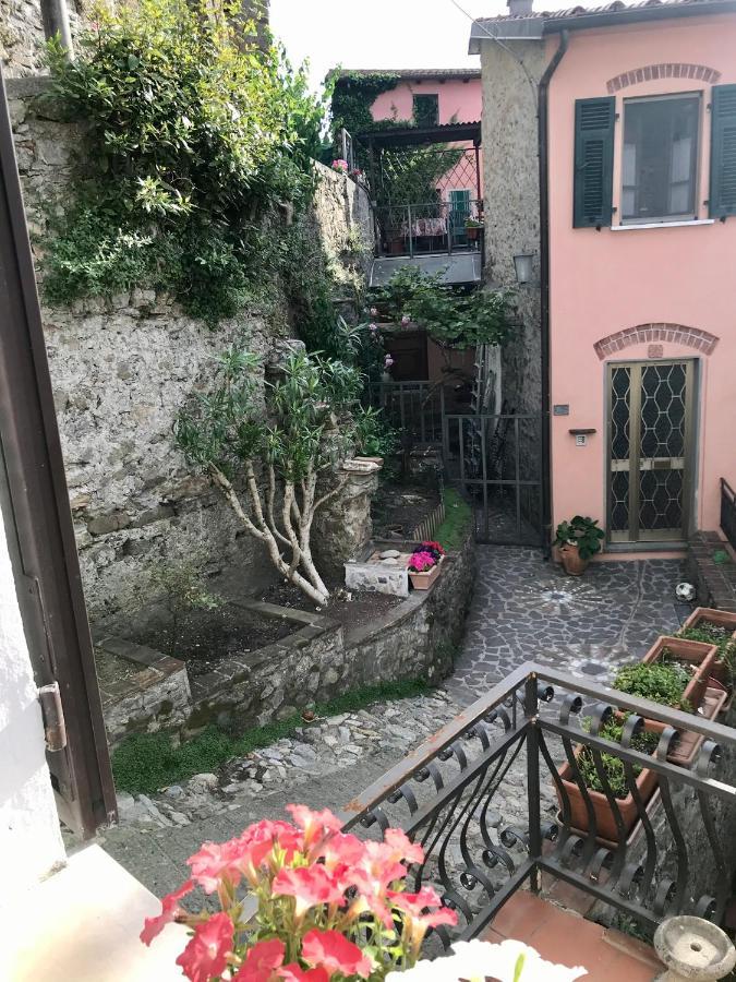 La Casa Nei Carobi *